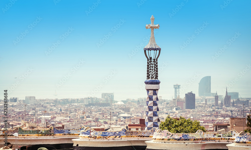 Obraz premium Close-up detail view of the famous Park Guell in Barcelona landmark, tourist attraction