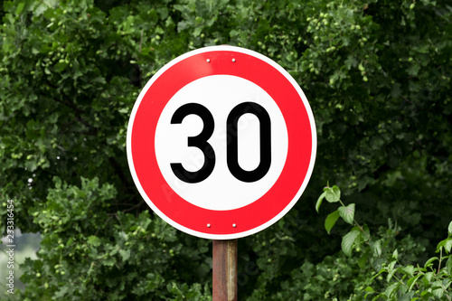 30-Zone Verkehrszeichen