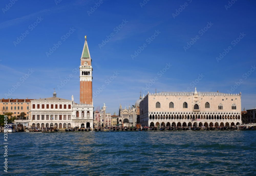 Palais des Doges vu de la mer, Venise