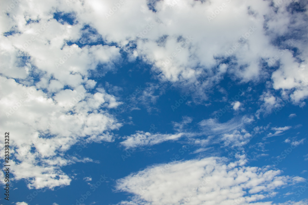 Obraz premium blue sky with clouds background texture