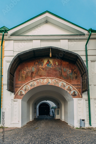 Trinity Sergius Lavra in Sergiev Posad - Russia Успенские Ворота, Свято-Троицкая Сергиева Лавра, Сергиев Посад