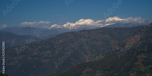 Scenic view of Himalayas mountain range, Darjeeling, West Bengal, India © klevit
