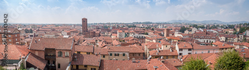 Schilderij op canvas Vue générale de Chieri en Italie
