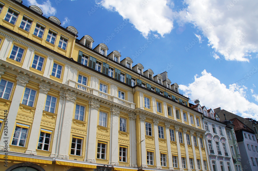 Denkmalgeschütze Fassade in München Bayern Denkmalgeschütze Fassade in München Bayern