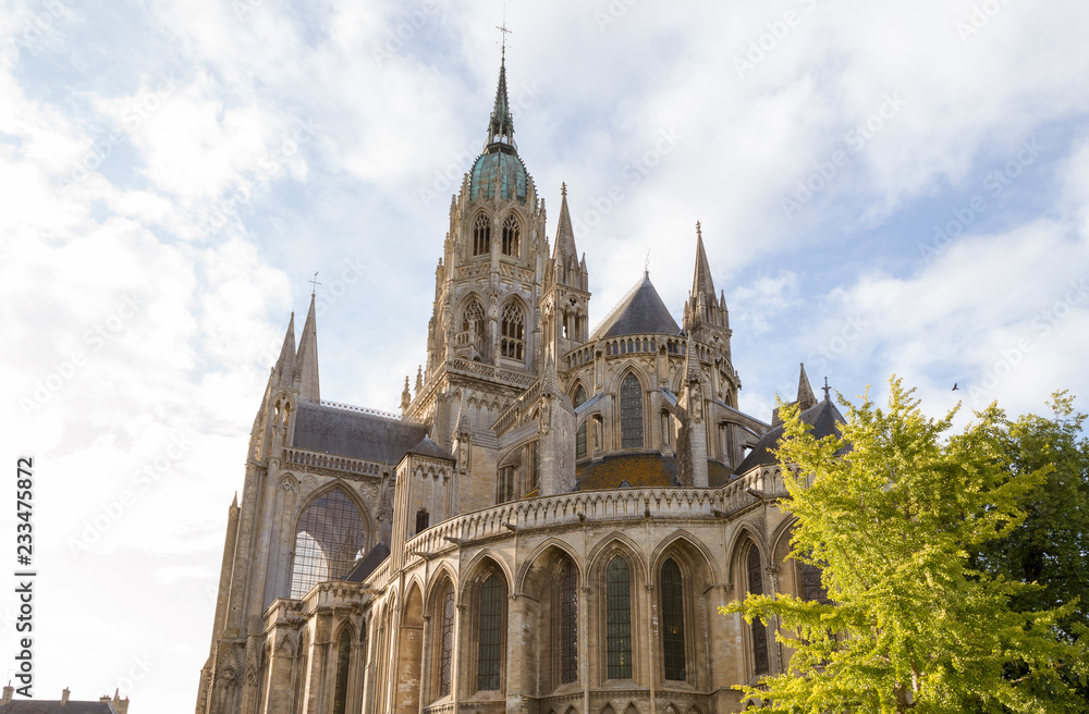Obraz premium Cathedral of Our Lady of Bayeux,in a blue sky on a sunny summer day. Calvados department of Normandy, France.