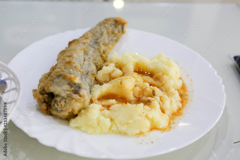 Pollack in batter with mashed potatoes Pollack in batter with mashed potatoes