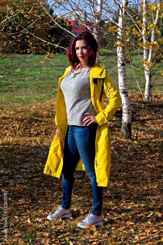 Autumn beautiful girl photoshoot