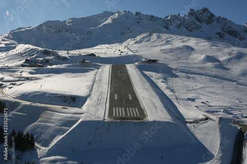 Altiport Courchevel photo