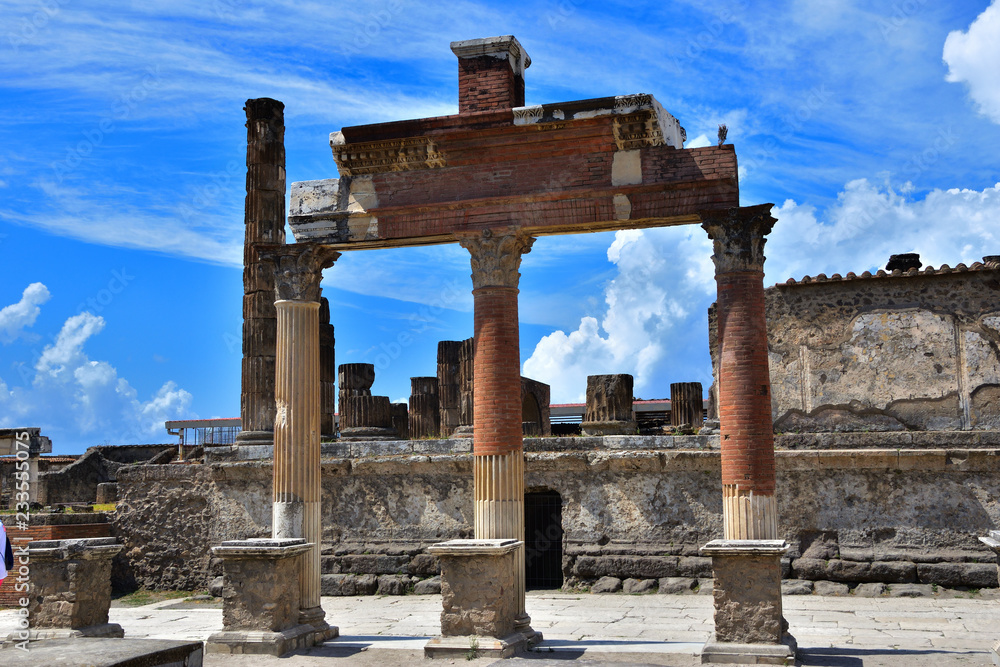Pompeje kolumny