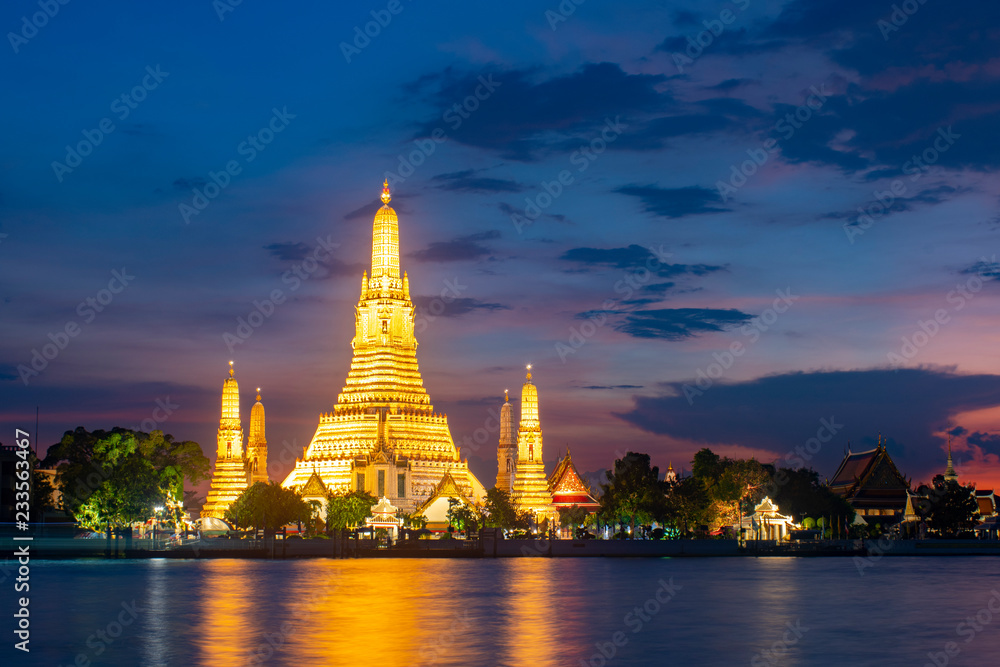 Wat Arun landmark of Bangkok during twilight.