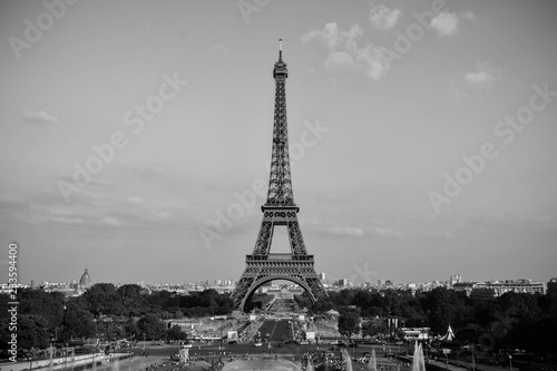 Fototapeta Naklejka Na Ścianę i Meble -  Torre Eiffel, Paris, França