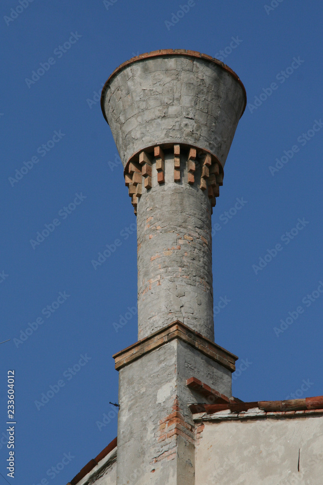 Venice, traditional chimney pot