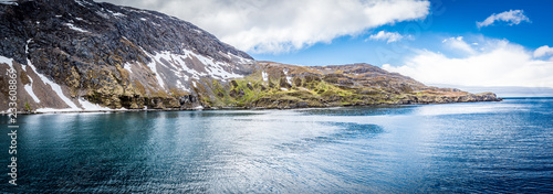 Bild auf Leinwand Panorama of Ocean Bay in South Georgia.