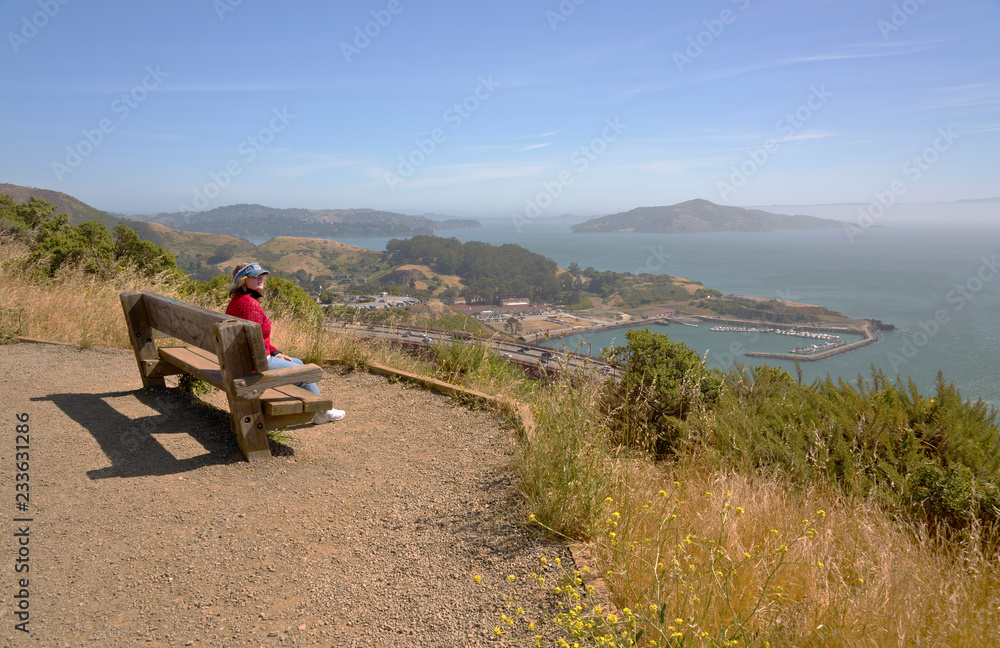 Overlooking the Pacific ocean and the surrounding area. Overlooking the Pacific ocean and the surrounding area.