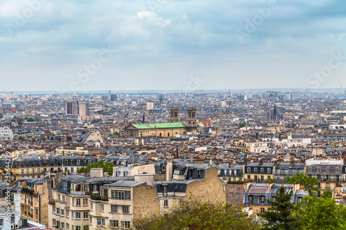 Roofs of houses in Paris © stavrida