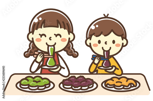 お餅を食べる子供