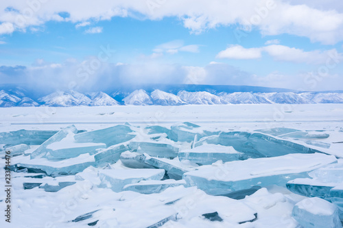 Ice hummocks of Lake Baikal © gumbao