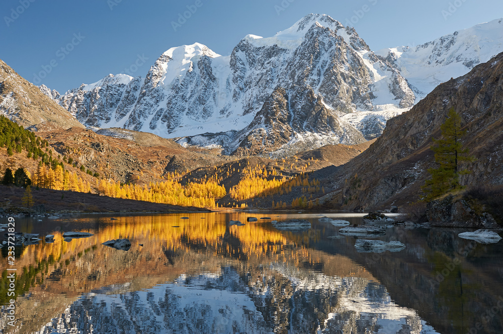 Fototapeta premium Altai mountains, Russia, Siberia.