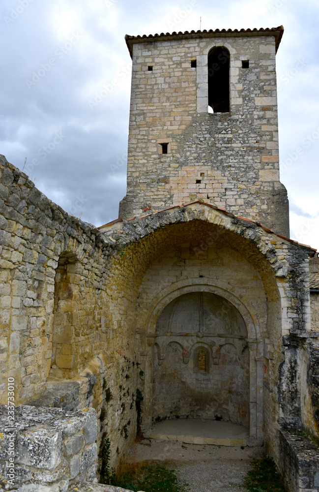 La Chapelle Saint-Jean-des-Commandeurs à Le Poët-Laval (Drôme Provençale))