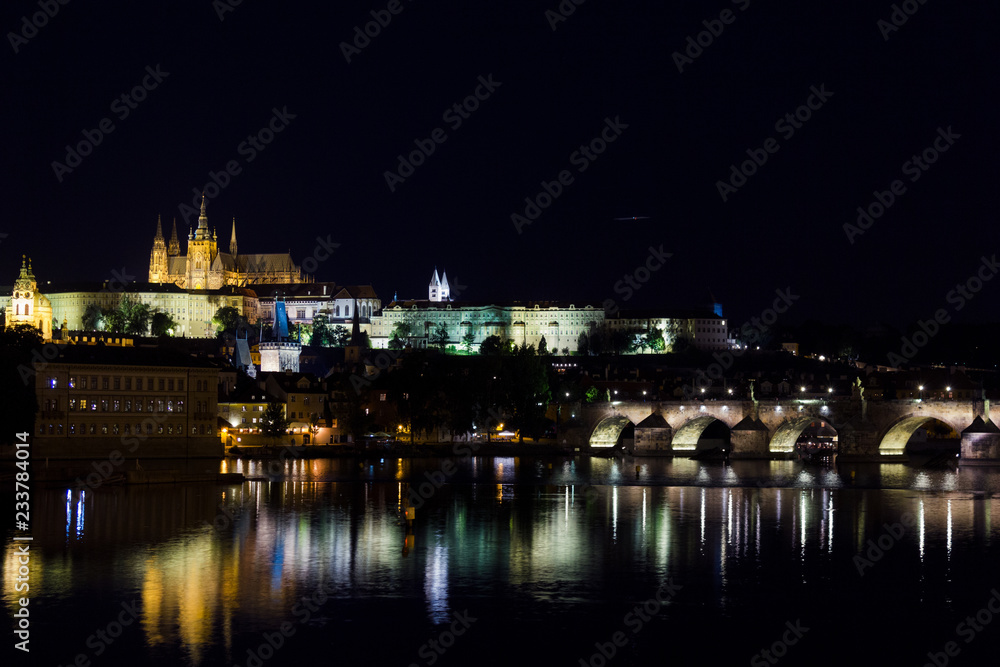 Castillo de Praga de noche