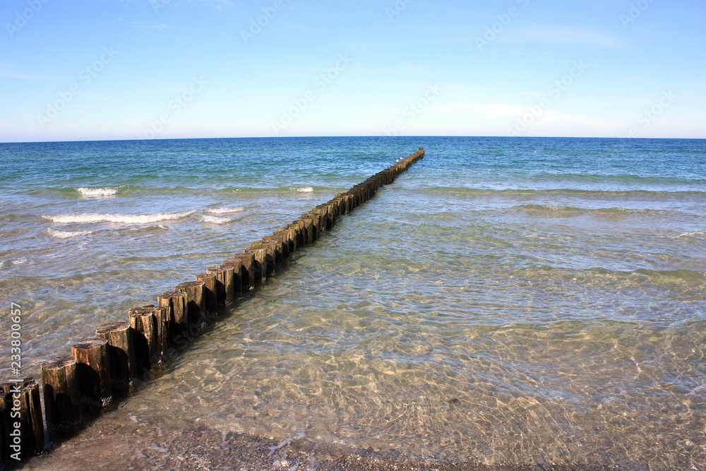 Obraz premium Ostseebad Zingst, Buhne