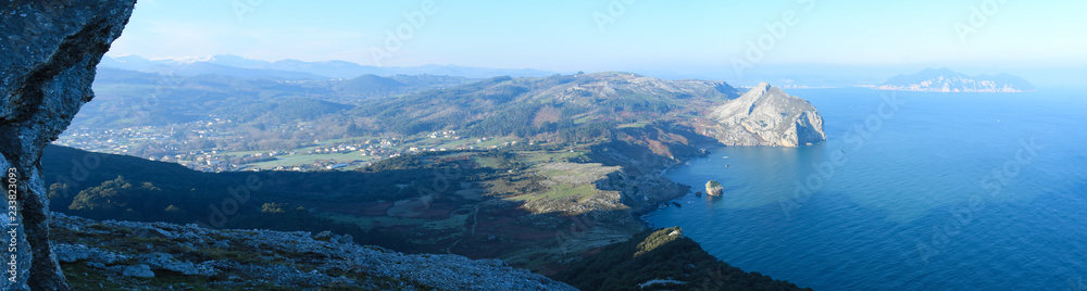 Overview of the Liendo Valley and the coast of Laredo and Santoña