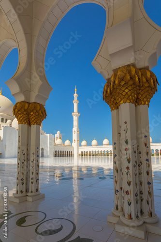 Sheikh Zayed Mosque - Abu Dhabi, United Arab Emirates. Beautiful white Grand Mosque minaret