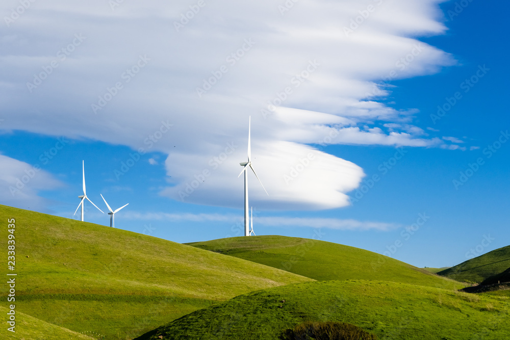 Wind turbines on the hills of east San Francisco bay area, Altamont Pass, Livermore, California Wind turbines on the hills of east San Francisco bay area, Altamont Pass, Livermore, California