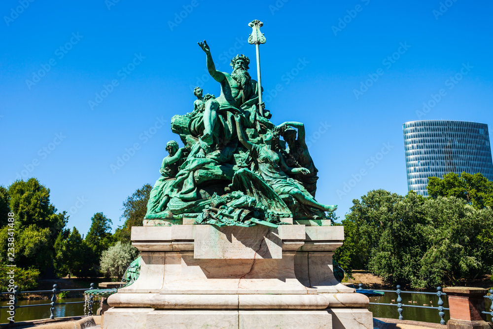 Father Rhine, Daughters monument, Dusseldorf