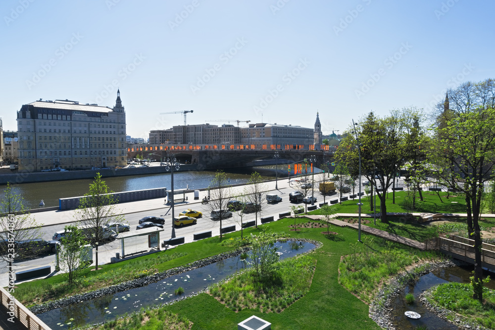Moskvoretskaya embankment