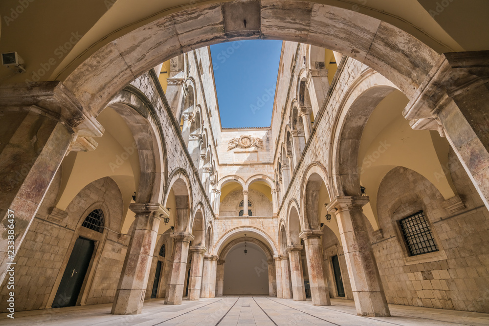 Arched inner courtyard in Sponza Palace