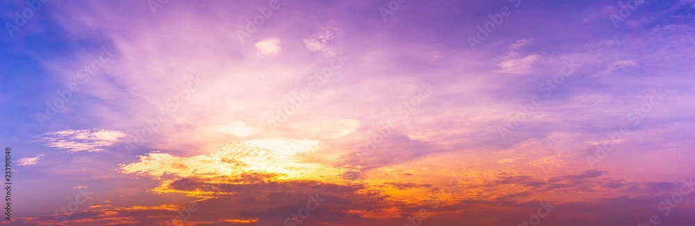 Obraz premium Panorama twilight exotic sky background