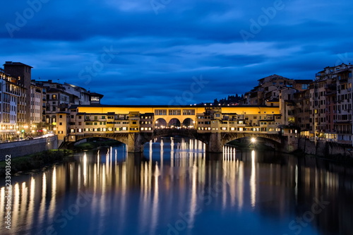 Italy "Ponte Vecchio" © Alejandro