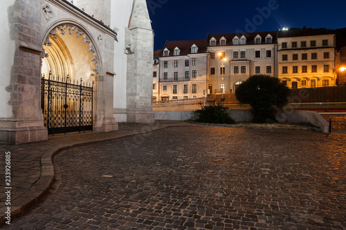 Canvas Print Cobblestone Square in Bratislava at Night