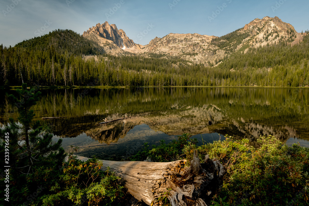 High Elevation Bench Lake in the Idaho wilderness and Sawtooth Mountains