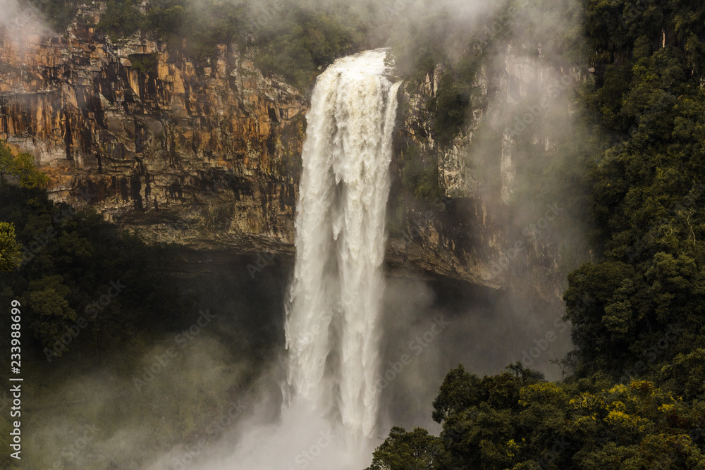 Fototapeta premium cachoeira caracol 