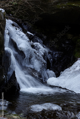 白猪の滝（Waterfall of Shirai） photo