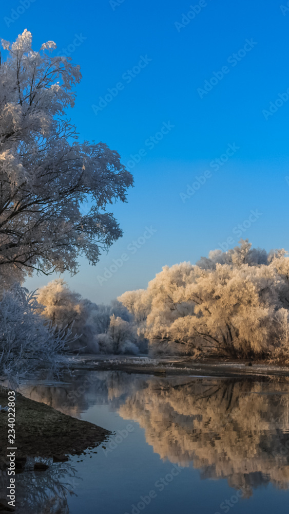 Smartphone HD wallpaper of beautiful winter view near Thundorf - Bavaria - Germany