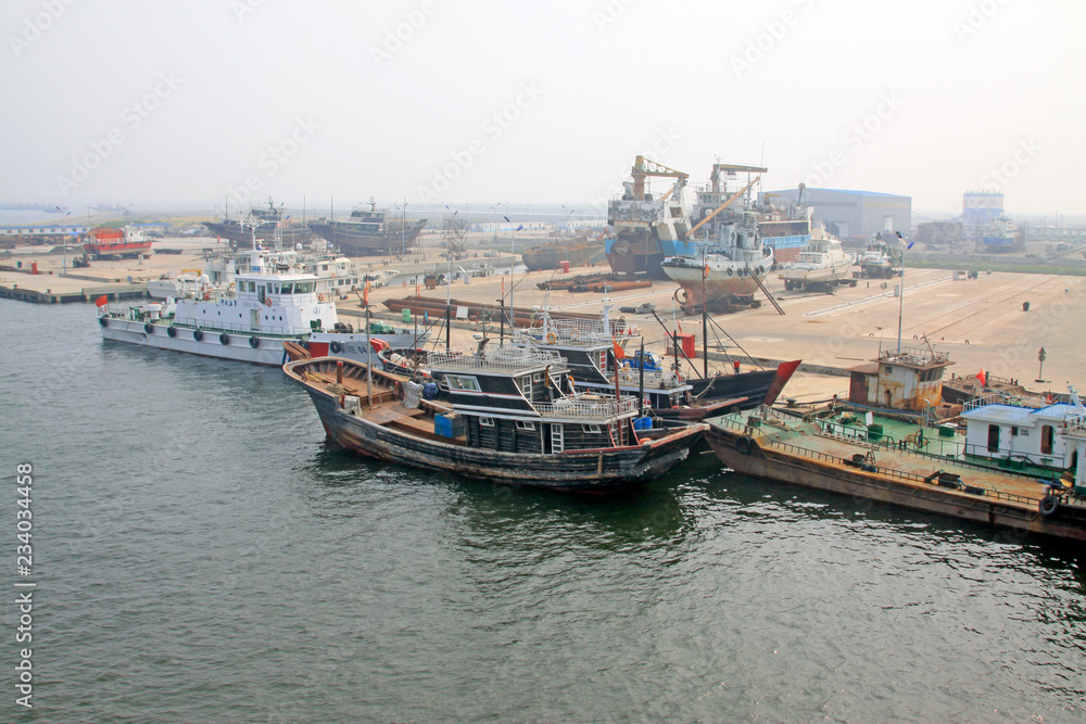 ships in the shipyard wharf berthing