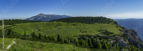 A plain in the Rax Alps under Jakobskogel