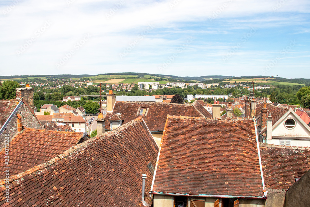 Tonnerre. Vue panoramique sur les toits de la ville. Yonne. Bourgogne-Franche-Comté