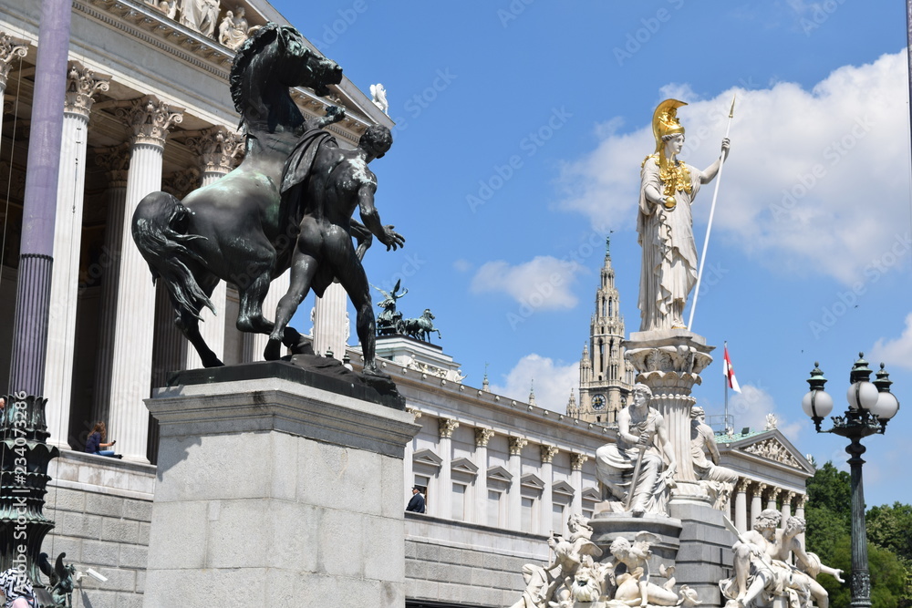 Fototapeta premium Austrian Parliament with Statue of Athena