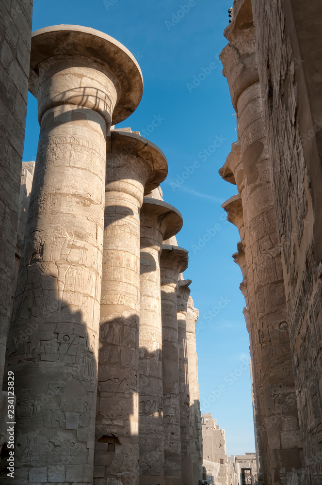Säulen von Luxor im Karnak Tempel Ägypten