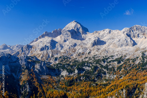 Fotografia Triglav mountain in Slovenia from Mali Draski vrh