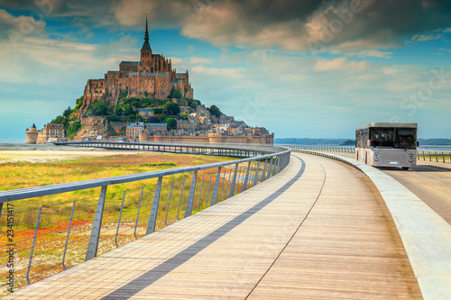 Εκτύπωση καμβά Gorgeous historc Mont Saint Michel tidal island with bridge, France