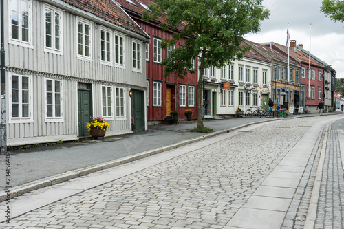 Altstadt Bakklandet in Trondheim photo