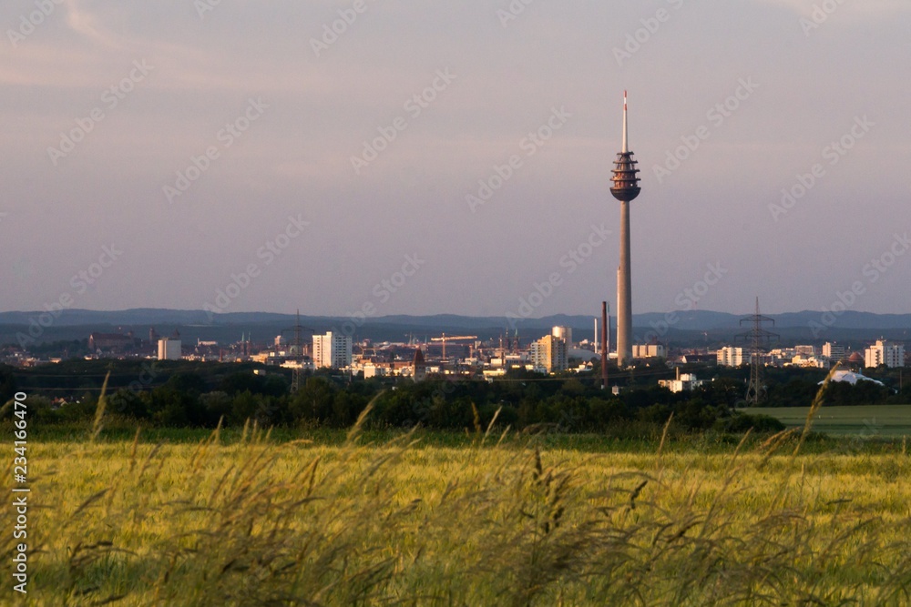 Obraz premium Nuremberg skyline at the golden hour