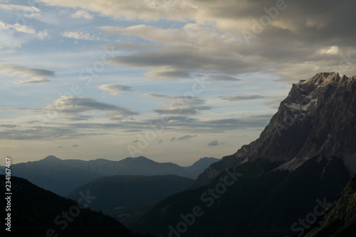 Fototapeta Naklejka Na Ścianę i Meble -  View at Zugspitze from Austrian alps