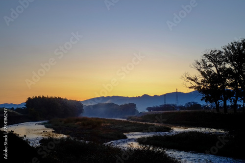 朝焼けと筑後川 © Kazuki Takeshita