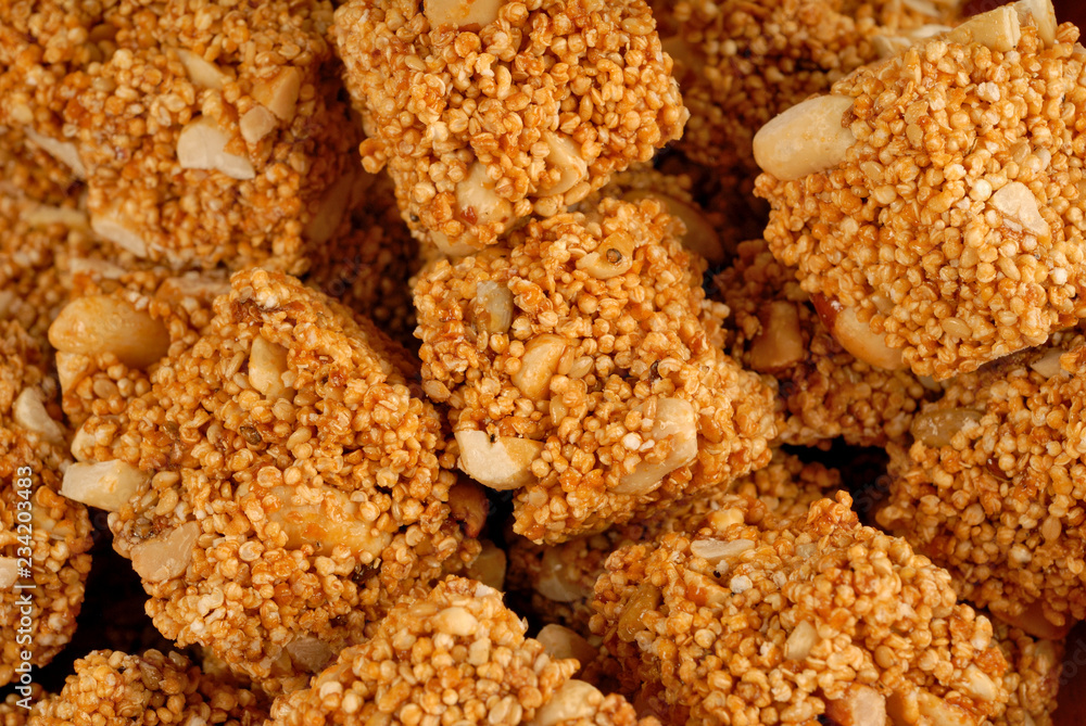 dulce de ajonjoli con almendras nuez amaranto pepita de calabaza cacahuate semilla de girasol dulce de ajonjoli con almendras nuez amaranto pepita de calabaza cacahuate semilla de girasol